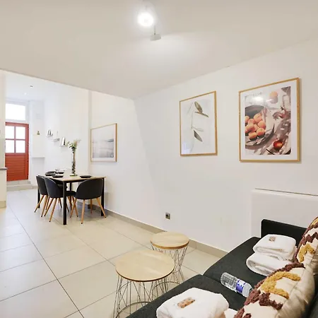 Apartment Cosy -1br - 4p - Gare District